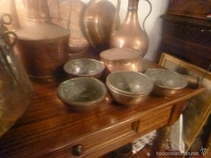 Antig&uuml;edades: conjunto de doce piezas de cobre - Foto 3
