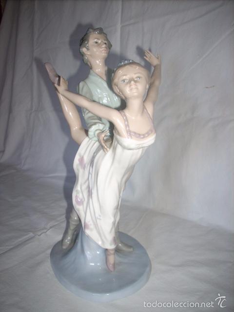 Antig&uuml;edades: Danza, figura de LLadr&oacute; Nao, ref. 02010400 - Foto 1