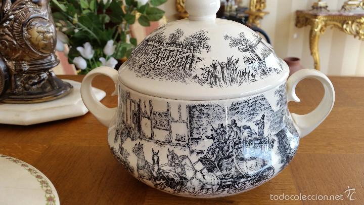 Antig&uuml;edades: SOPERA ANTIGUA DE PORCELANA - Foto 1