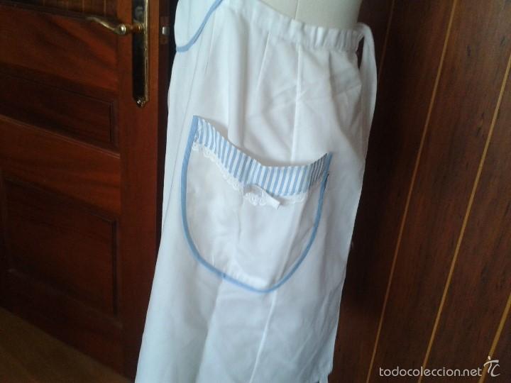 Antig&uuml;edades: ANTIGUO Y BONITO DELANTAL. - Foto 3