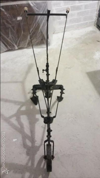 Antig&uuml;edades: Arado de hierro forjado - Foto 4