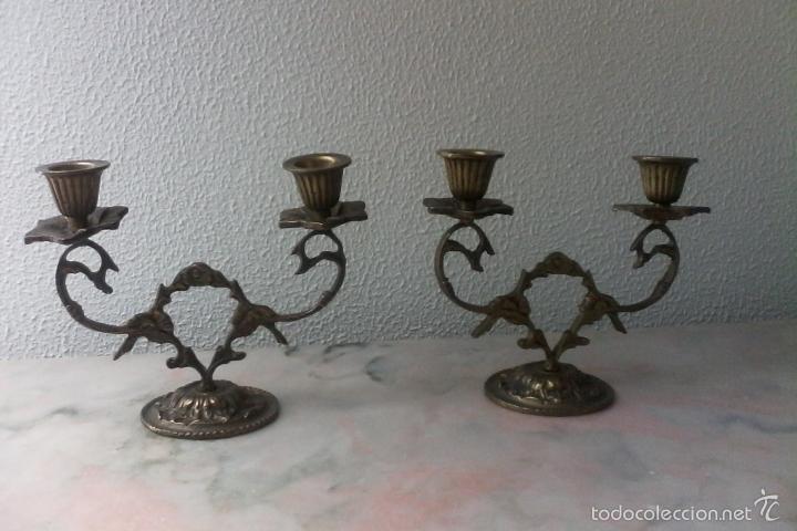 Antig&uuml;edades: Pareja candelabros dos brazos - Foto 1