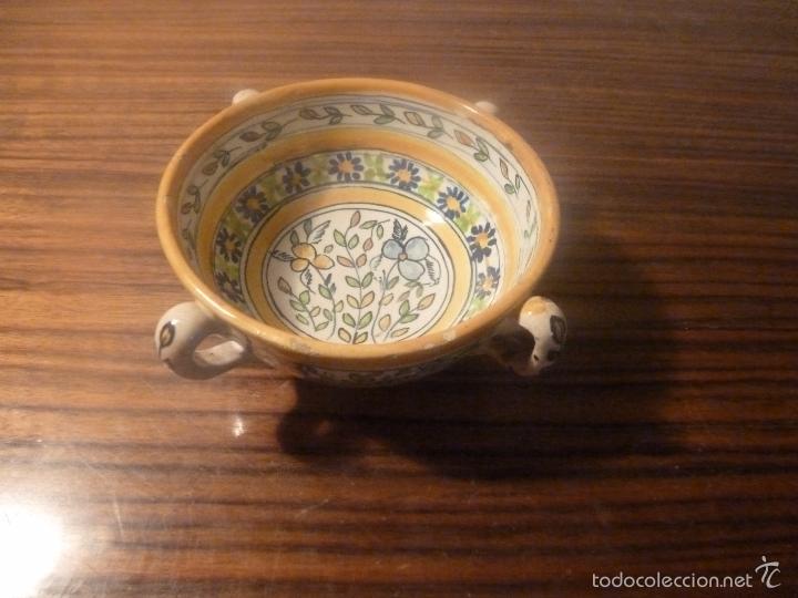 Antig&uuml;edades: cuenco de ceramica flores amarillo - Foto 1