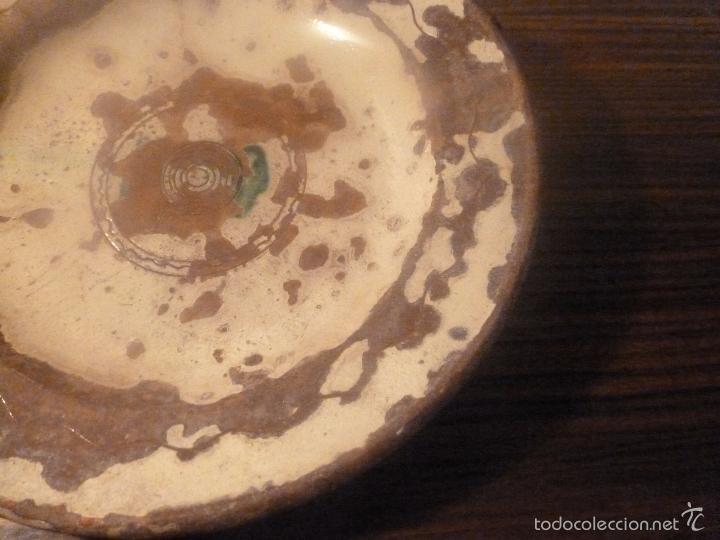 Antig&uuml;edades: plato de barro esmaltado - Foto 7