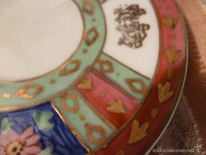 Antig&uuml;edades: plato de porcelana - Foto 3