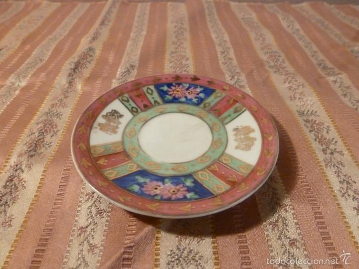 Antig&uuml;edades: plato de porcelana - Foto 8