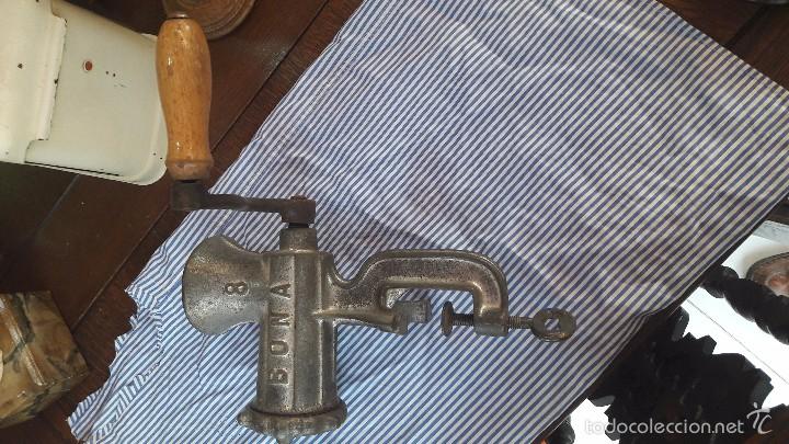 Antig&uuml;edades: picadora de carne manual - Foto 3