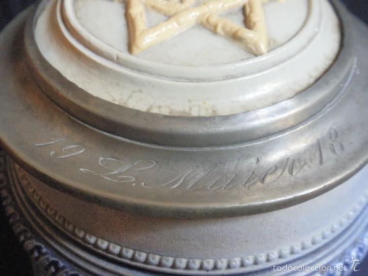 Antig&uuml;edades: Jarra de cerveza. 1918 - Foto 4