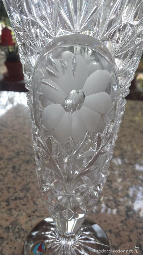 Antig&uuml;edades: antiguo jarron o florero con pie de plata - Foto 3