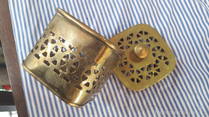 Antig&uuml;edades: caja de metal perforada - Foto 4