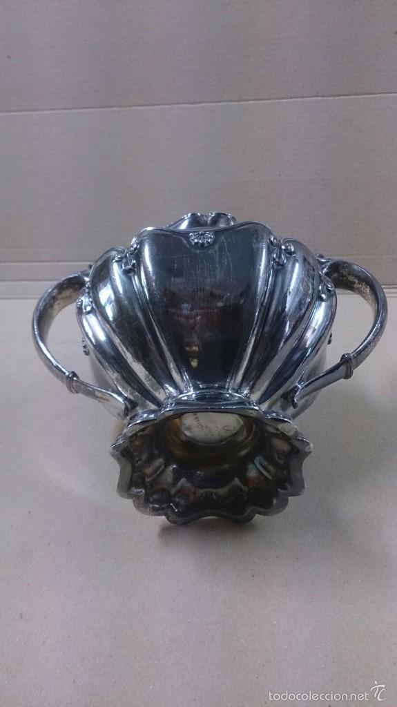 Antig&uuml;edades: Recipiente en metal plateado - Foto 8