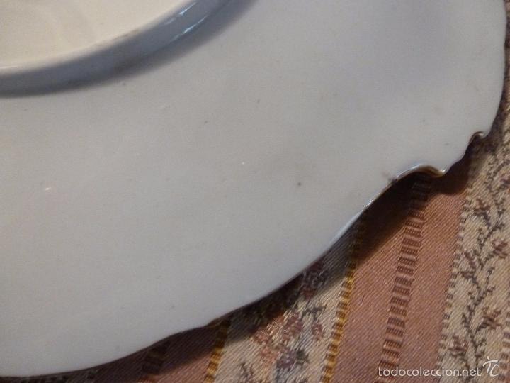 Antig&uuml;edades: PLATO DE PORCELANA Y ORO - Foto 3