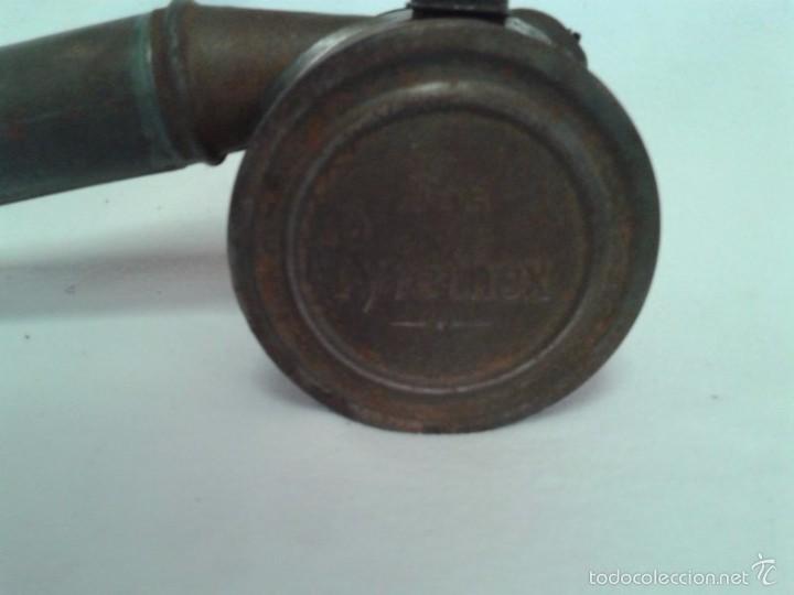 Antig&uuml;edades: FUMIGADOR ANTIGUO EN LAT&Oacute;N - Foto 2