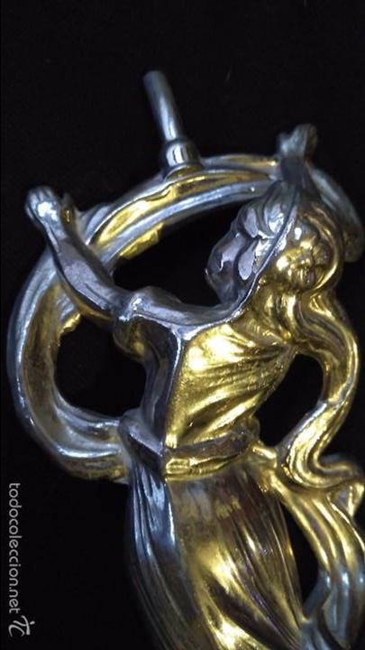Antig&uuml;edades: Adorno art nouveau en metal
