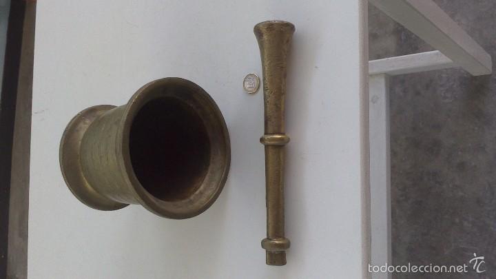 Antig&uuml;edades: antiguo almirez  de grandes dimensiones - Foto 4