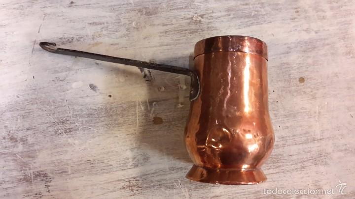 Antig&uuml;edades: CHOCOLATERA EN COBRE MARTILLADO - Foto 5