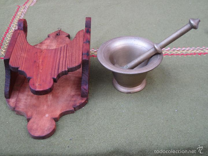 Antig&uuml;edades: ALMIRECERO DE MADERA Y ALMIREZ CON MANO, EN BRONCE. - Foto 4