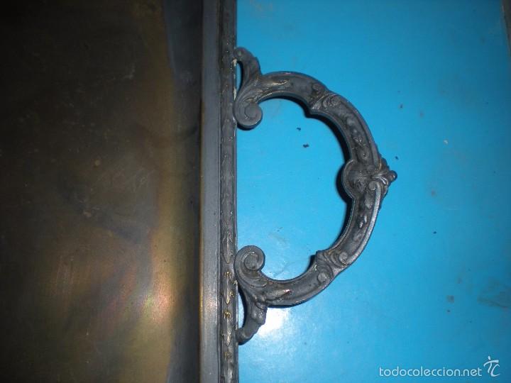 Antig&uuml;edades: BANDEJA DE ACERO DECOLORADA - Foto 2