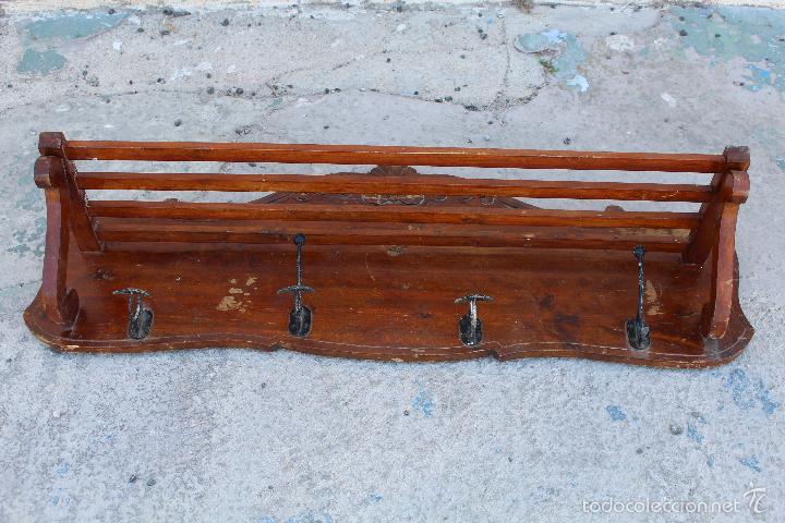 antiguo perchero colgador de pared de madera. 5 - Compra venta en  todocoleccion
