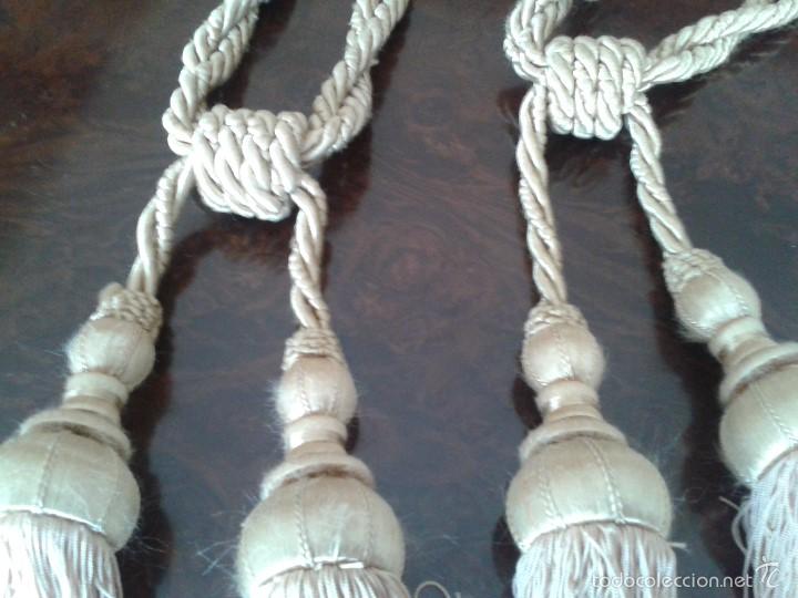 Antig&uuml;edades: BONITO RECOGECORTINAS DE MADERA. - Foto 2