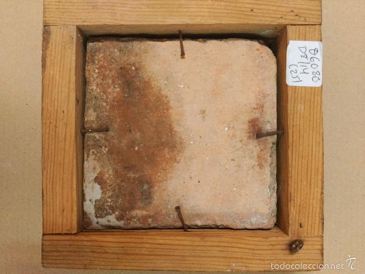 Antig&uuml;edades: Azulejo policromado, con flor, S XVIII - Foto 4