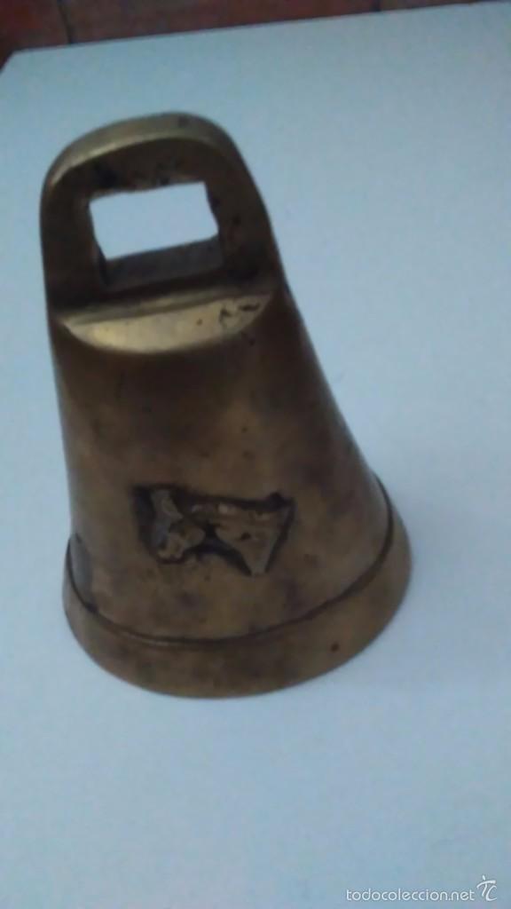 Antig&uuml;edades: Campana de bronce de una sola pieza - Foto 3