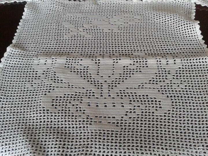 Antig&uuml;edades: LOTE DE 3 TAPETES DE CROCHET. - Foto 2