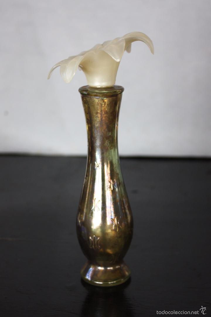 Antig&uuml;edades: Frasco de colonia Avon, flor - Foto 2