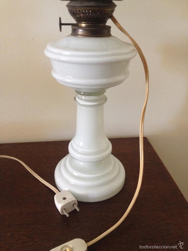 Antig&uuml;edades: QUINQU&Eacute; TRANSFORMADO EN L&Aacute;MPARA.FUNCIONA BOMBILLA 220 V.OPALINA BLANCO.KOSMOS BRENNER - Foto 3
