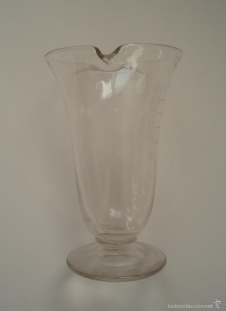 Antig&uuml;edades: PROBETA. VASO O COPA GRADUADA, DE 10 A 200 ML. - Foto 2