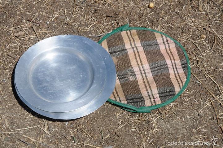 Antig&uuml;edades: Antiguo platos de aluminio - Foto 4