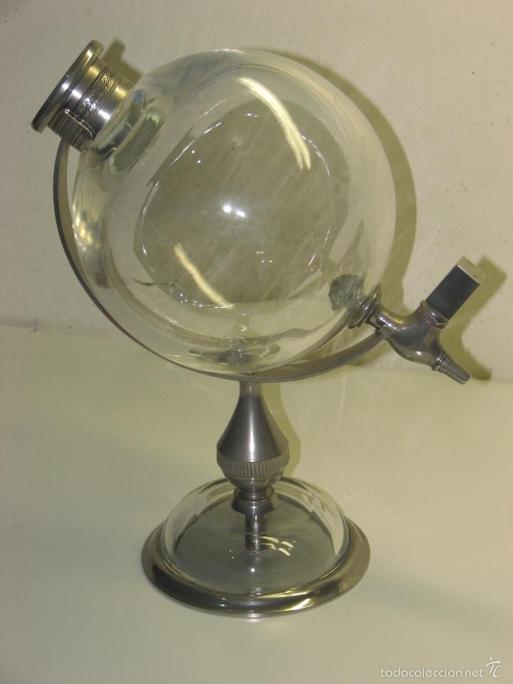 Antig&uuml;edades: LICORERA CON FORMA DE GLOBO TERRAQUEO - Foto 1