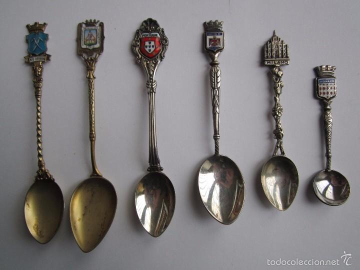 Antig&uuml;edades: (1) LOTE 6 CUCHARAS EN MINIATURA CON ESCUDOS DE DIFERENTES PAISES Y CIUDADES