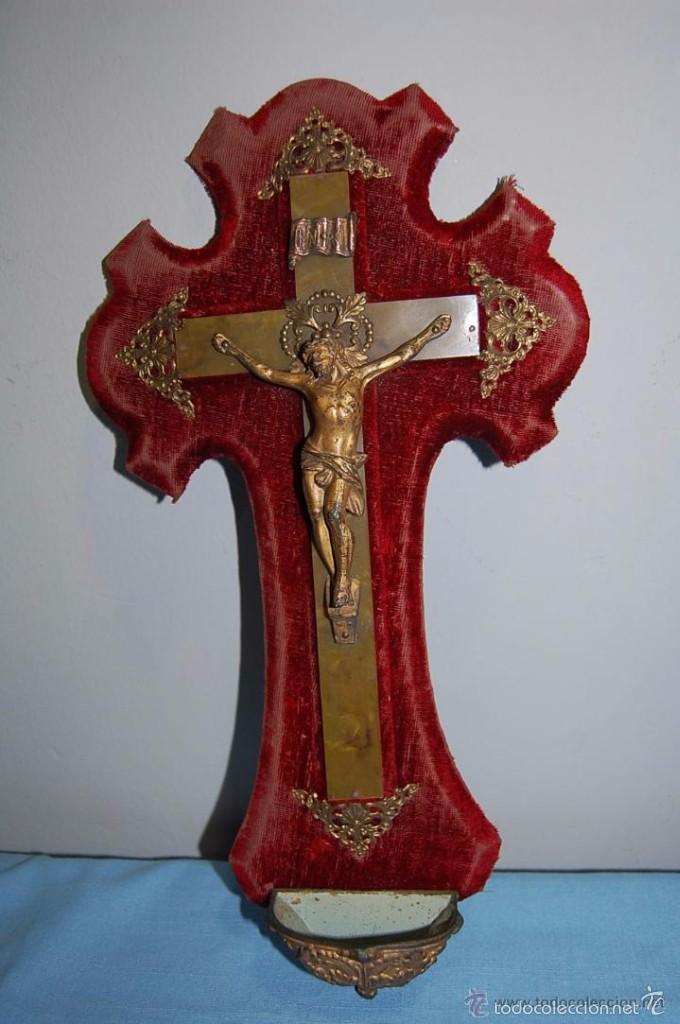 Antig&uuml;edades: BENDITERA ATERCIOPELADA DE 36 CM - Foto 1
