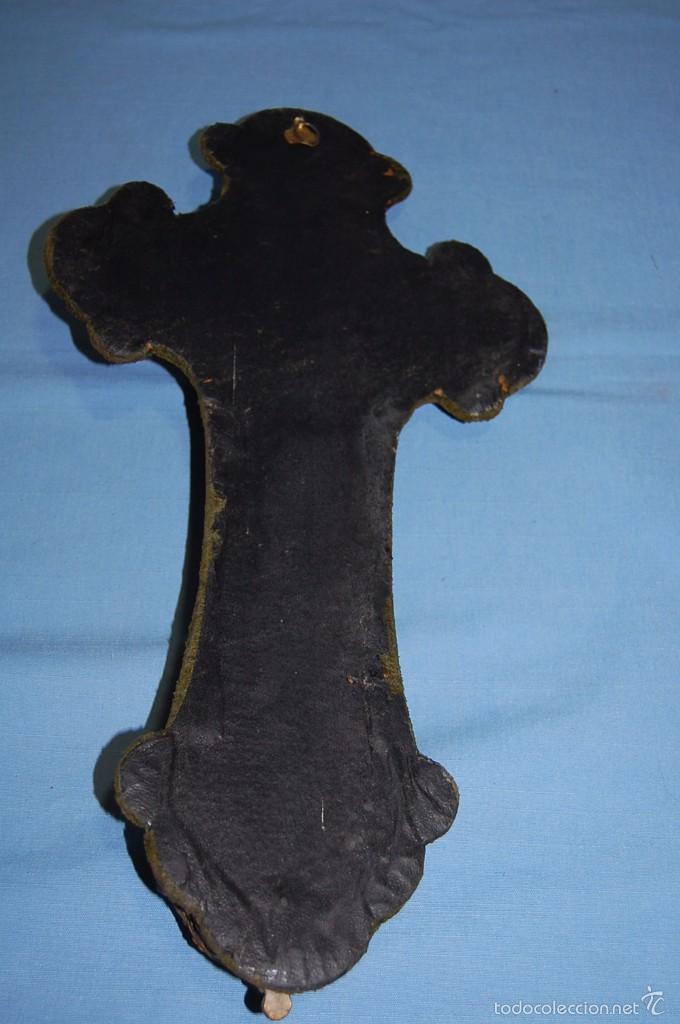 Antig&uuml;edades: BENDITERA ATERCIOPELADA DE 47 CM - Foto 2