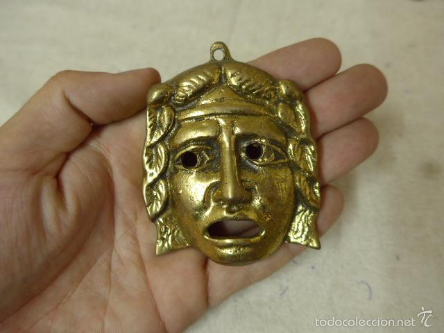 Antig&uuml;edades: Antigua cara de bronce - Foto 1
