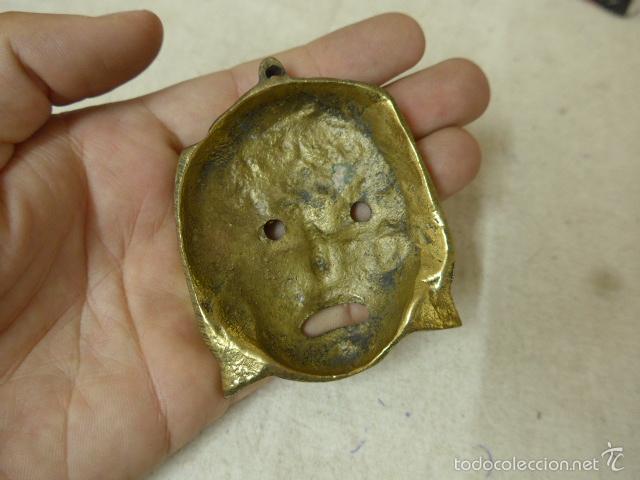 Antig&uuml;edades: Antigua cara de bronce - Foto 2