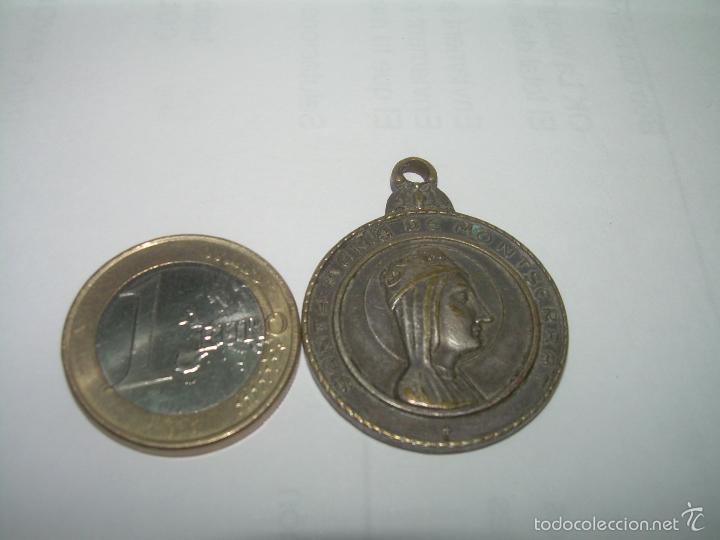 Antig&uuml;edades: MEDALLA NUESTRA SE&Ntilde;ORA DE MONTSERRAT. - Foto 3
