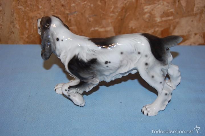 Antig&uuml;edades: PERRO EN PORCELANA - Foto 5
