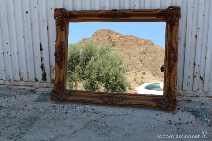 Antig&uuml;edades: espejo en resina dorada - Foto 1