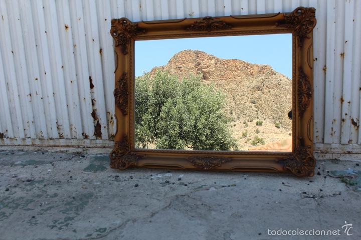 Antig&uuml;edades: espejo en resina dorada - Foto 8