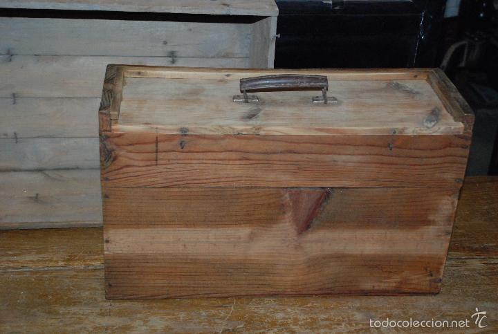 Antig&uuml;edades: ANTIGUA CAJA DE MADERA PARA HERRAMIENTAS - Foto 3