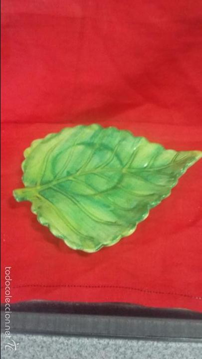 Antiques: APERITIVERA DE CER&Aacute;MICA CON FORMA DE HOJA