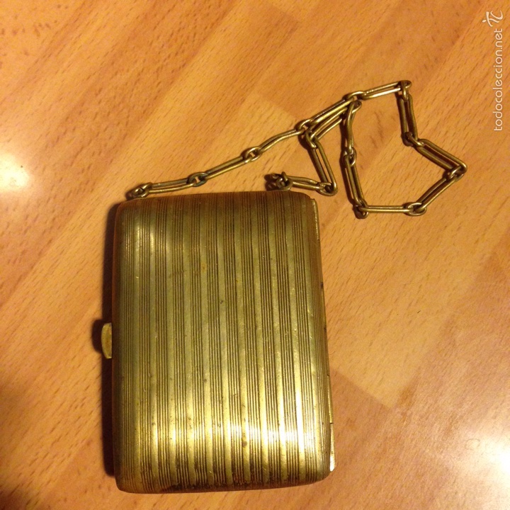 Antig&uuml;edades: Bolso polvera de laton art deco - Foto 2