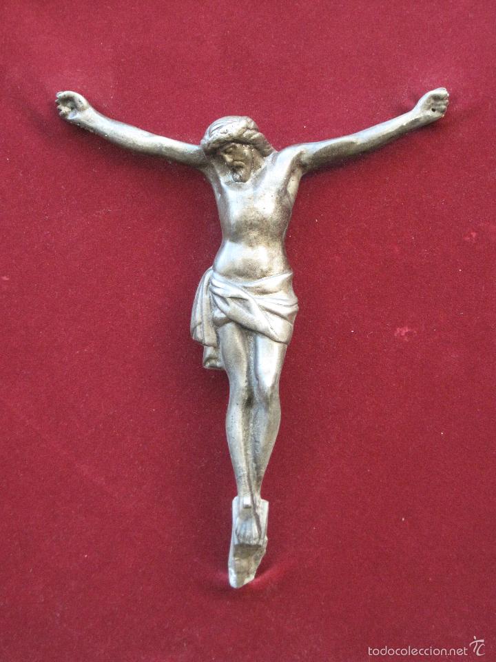 Antig&uuml;edades: CUADRO CON CRISTO CRUCIFICADO ANTIGUO EN CALAMINA. - Foto 1
