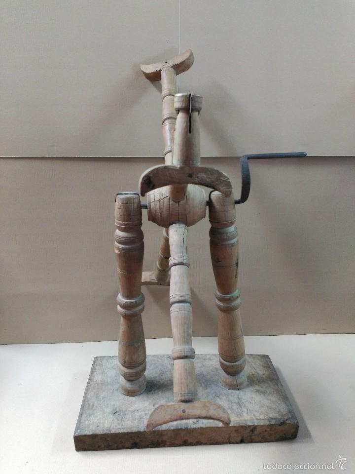 Antig&uuml;edades: Rueca de madera - Foto 4