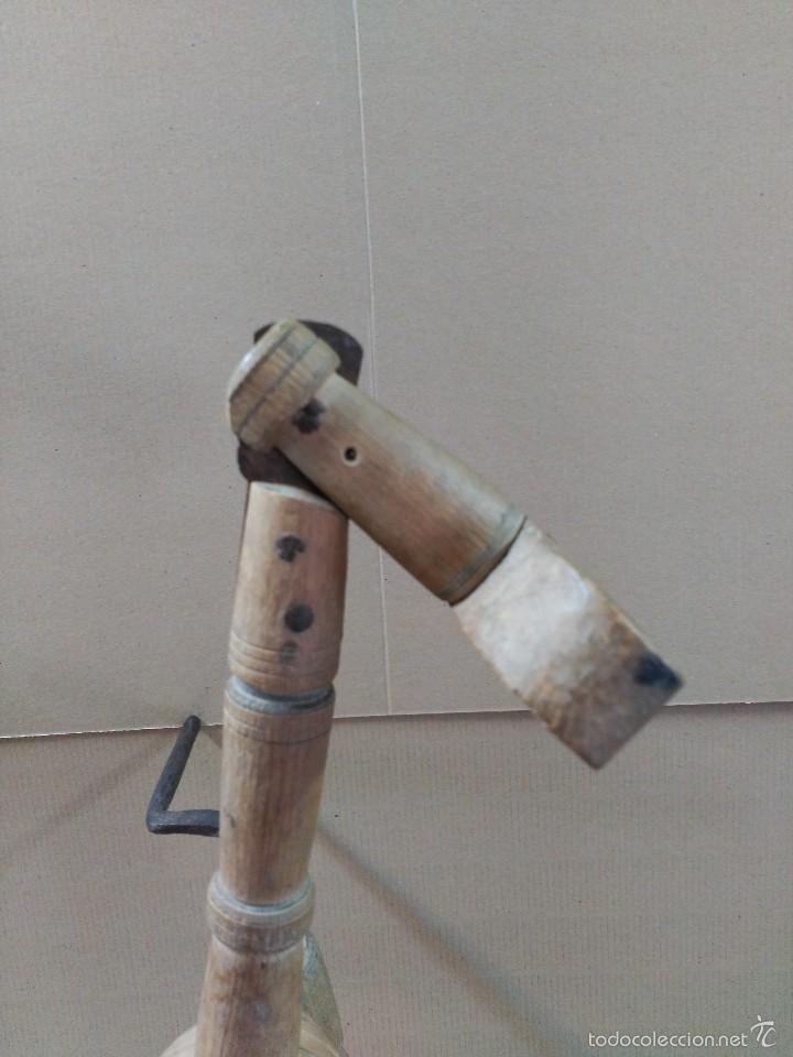 Antig&uuml;edades: Rueca de madera - Foto 8