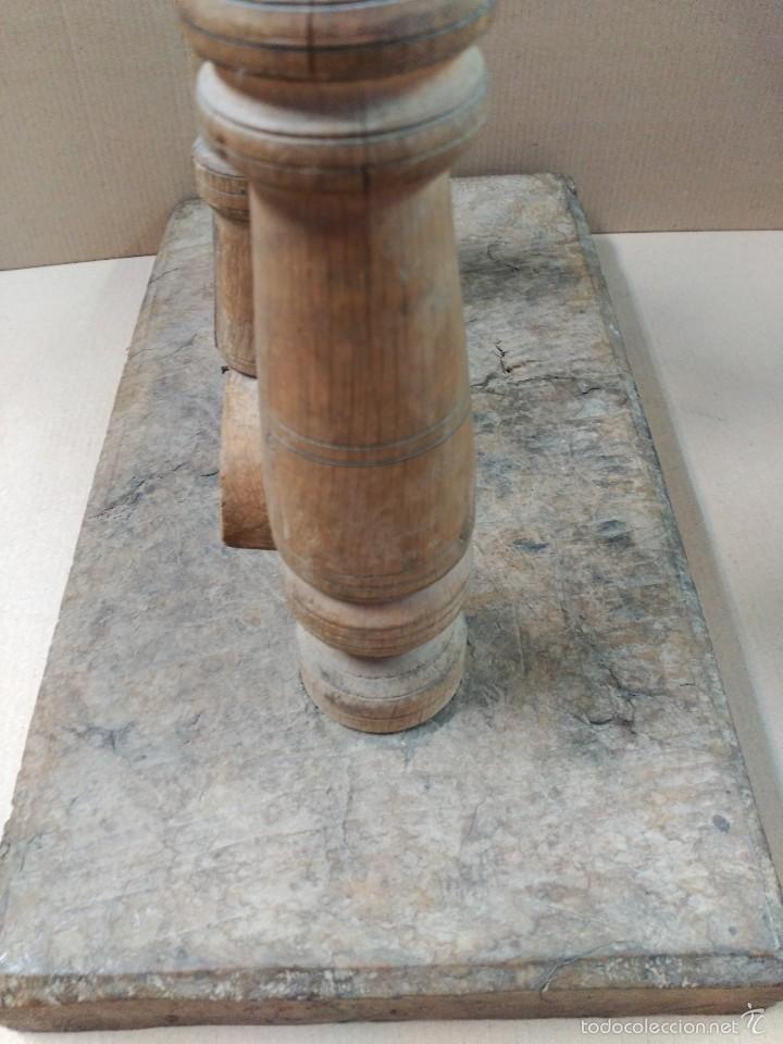 Antig&uuml;edades: Rueca de madera - Foto 9