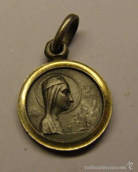 Antig&uuml;edades: Medalla religiosa de Montserrat. - Foto 1