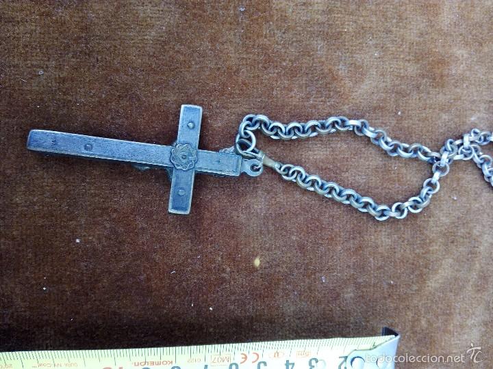 Antig&uuml;edades: Crucifijo con cadena antiguo - Foto 2